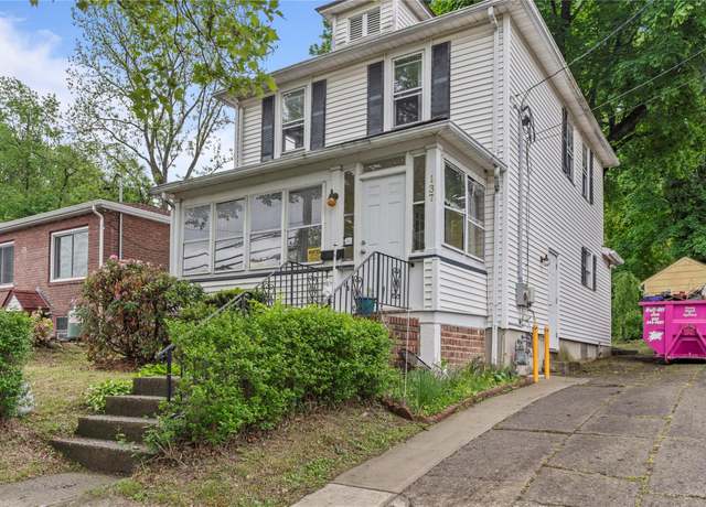Property at 137 North St, Newburgh, NY 12550, 3 beds, 1.5 baths