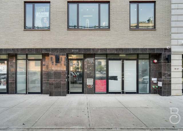 Property at 30-63 31st St Unit C4, Astoria, NY 11102, 1 bath