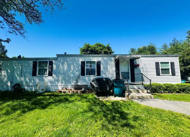 Property at 621 Sheafe Rd #50, Poughkeepsie, NY 12603, 2 beds, 1 bath