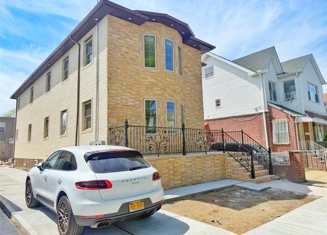 Property at 103-22 104th St, Ozone Park, NY 11417, 6 beds, 5 baths