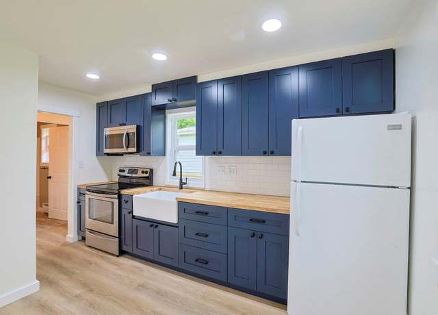 Property at 88 Sunset Trl, Pine Bush, NY 12566, 1 bed, 1 bath