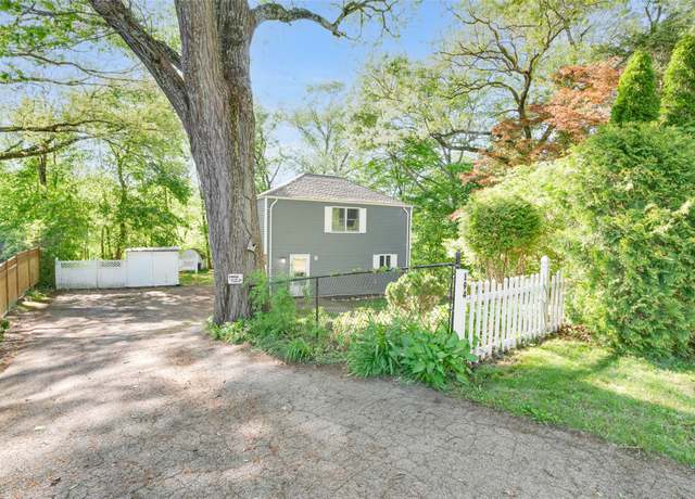 Property at 194 Frederick St, Cortlandt Manor, NY 10567, 2 beds, 2 baths