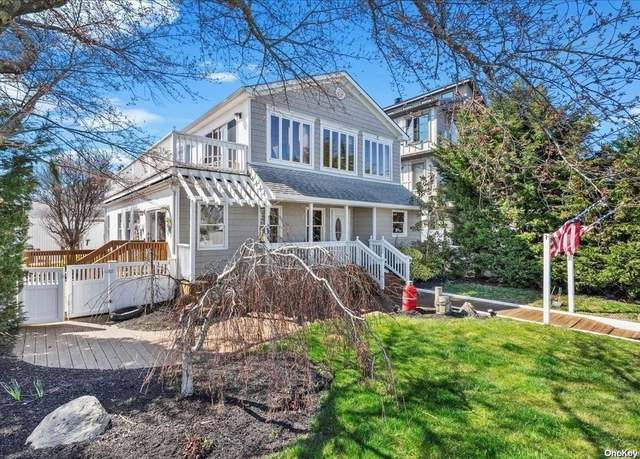 Property at 240 W Riviera Dr, Lindenhurst, NY 11757, 4 beds, 2 baths