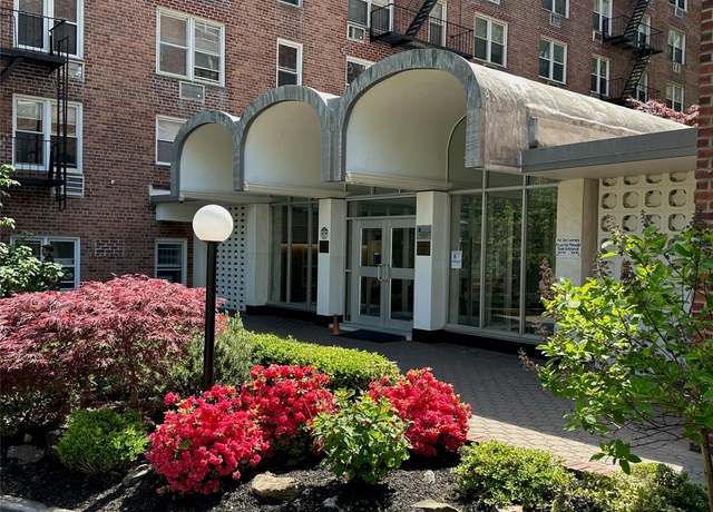 Property at 54-40 Little Neck Pkwy Unit 2K, Little Neck, NY 11362, 1 bed, 1 bath