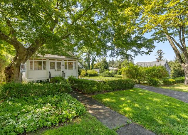 Property at 98 Westlake Dr, Valhalla, NY 10595, 4 beds, 2 baths