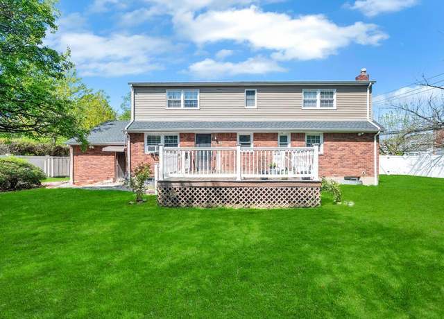 Property at 1 Lyon Ct, Hicksville, NY 11801, 5 beds, 2.5 baths
