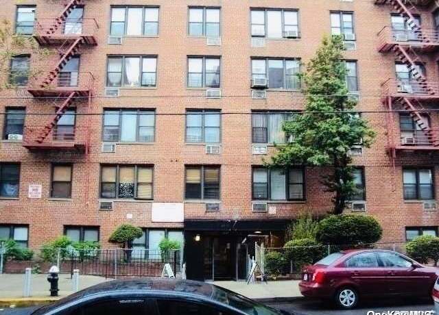 Property at 83-30 Vietor Ave #601, Elmhurst, NY 11373, 1 bath