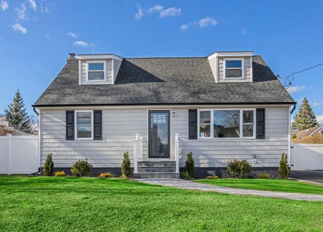 Property at 145 N Hawthorne St, Massapequa, NY 11758, 4 beds, 2 baths
