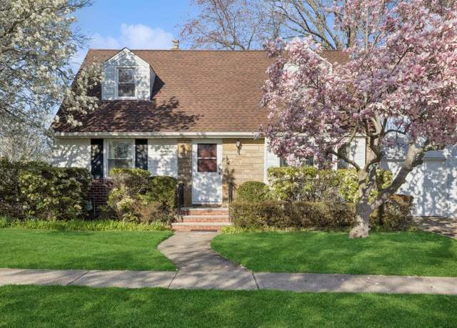 Property at 82 Camden Pl, New Hyde Park, NY 11040, 4 beds, 2 baths