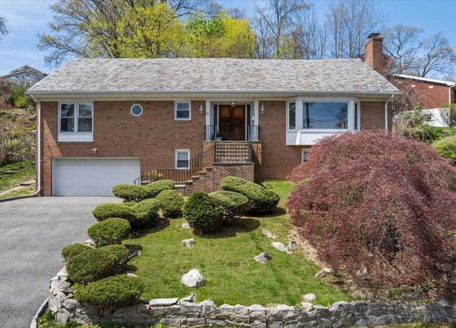 Property at 117 Brendon Hill Rd, Scarsdale, NY 10583, 2 beds, 2.5 baths