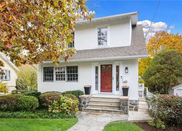 Property at 450 Weaver St, Larchmont, NY 10538, 3 beds, 2 baths