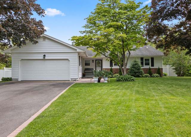 Property at 18 Chivalry Ln, Nesconset, NY 11767, 5 beds, 3 baths
