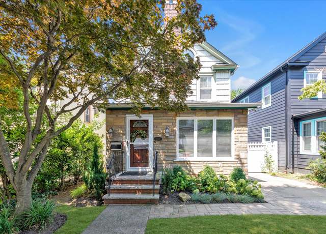 Property at 33-06 154 St, Flushing, NY 11354, 3 beds, 2 baths