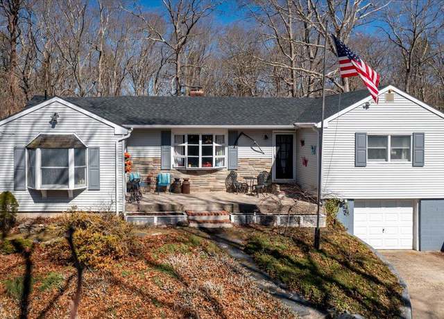 Property at 41 Deer Leap Rd, Ridge, NY 11961, 3 beds, 2 baths