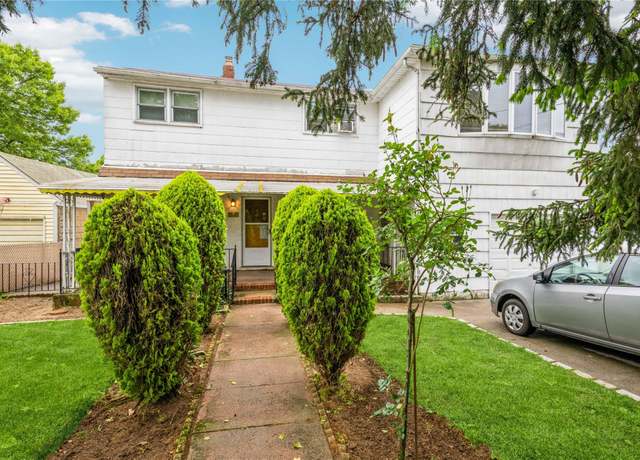 Property at 356 Oakley Ave, Elmont, NY 11003, 5 beds, 2 baths