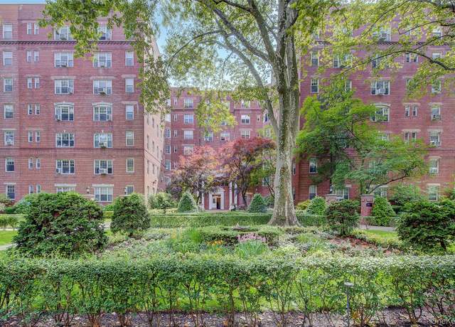 Property at 77-14 113th St Unit 2R, Forest Hills, NY 11375, 1 bath