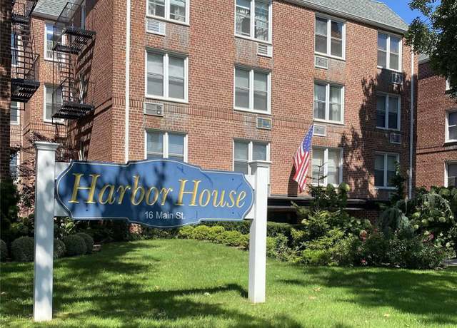 Property at 16 Main St Unit 1C, East Rockaway, NY 11518, 1 bath