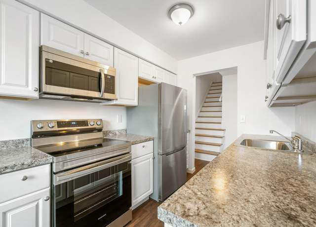 Property at 616 Woodland Hills Rd, White Plains, NY 10603, 1 bed, 1 bath