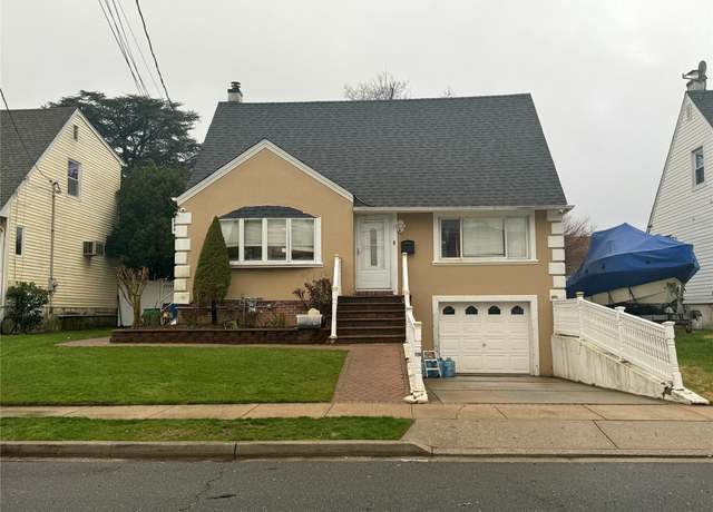Property at 78 Saint Marks Ave, Freeport, NY 11520, 4 beds, 1 bath