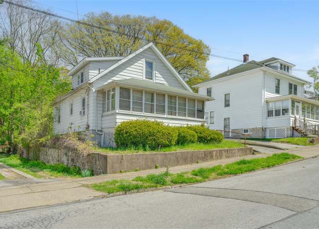 Property at 17 Lawrence Rd, Poughkeepsie, NY 12601, 2 beds, 1 bath