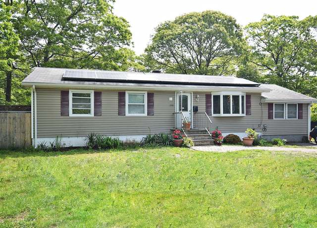 Property at 1330 William Floyd Pkwy, Shirley, NY 11967, 3 beds, 2 baths