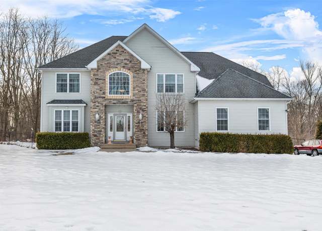 Property at 1 Blossom Ct, Blooming Grove, NY 10914, 4 beds, 2.5 baths
