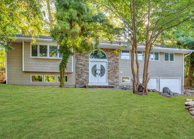 Property at 1 Richardson Ave, Sea Cliff, NY 11579, 4 beds, 3 baths