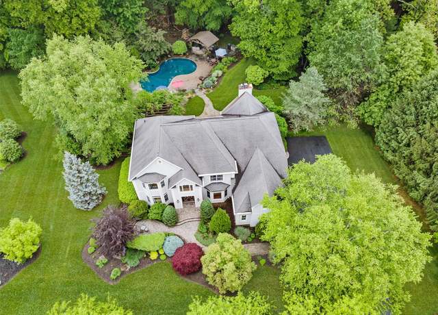 Property at 21 Golf Course Dr, Montebello, NY 10901, 6 beds, 5 baths