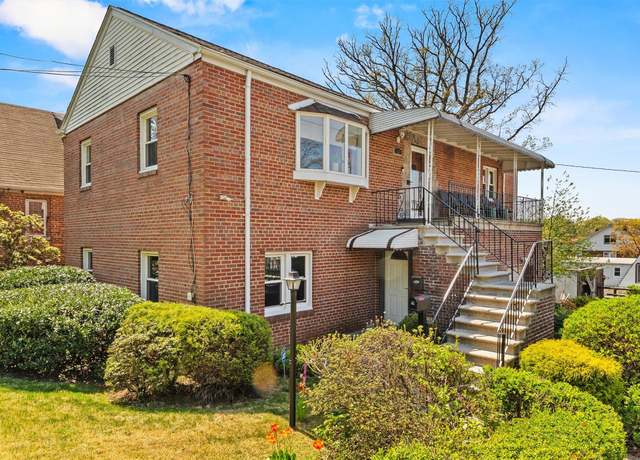 Property at 40 Mccollum Pl, Yonkers, NY 10704, 4 beds, 2 baths