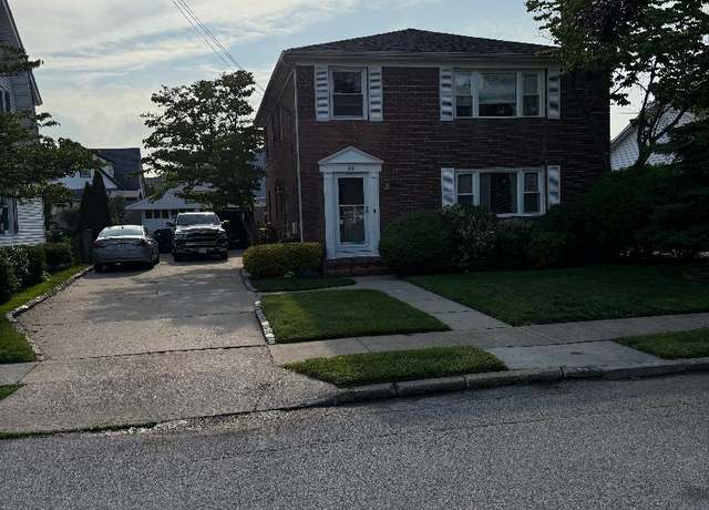 Property at 60 Chestnut St, Rockville Centre, NY 11570, 5 beds, 2 baths