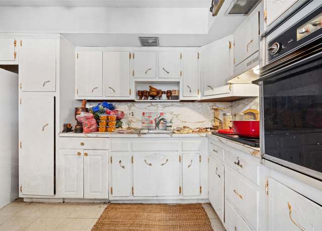 Property at 24-65 Francis Lewis Blvd, Whitestone, NY 11357, 7 beds, 5 baths