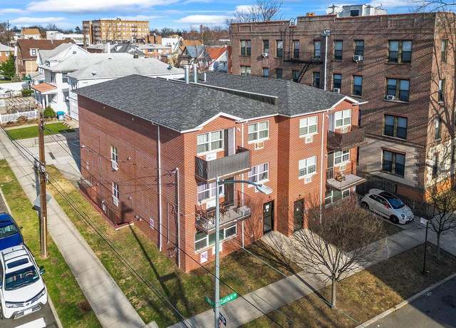 Property at 16001 Sanford Ave, Flushing, NY 11358, 8 beds, 7 baths