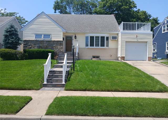 Property at 2306 Charing Cross Rd, Baldwin, NY 11510, 4 beds, 2 baths