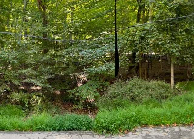 Property at 12 Laura Ln, Hopewell Junction, NY 12533