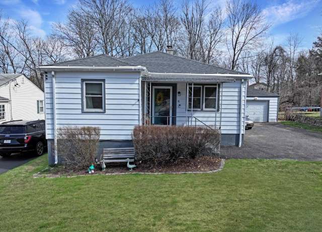 Property at 11 Veronica Ave Veronica, New Windsor, NY 12553, 2 beds, 1 bath
