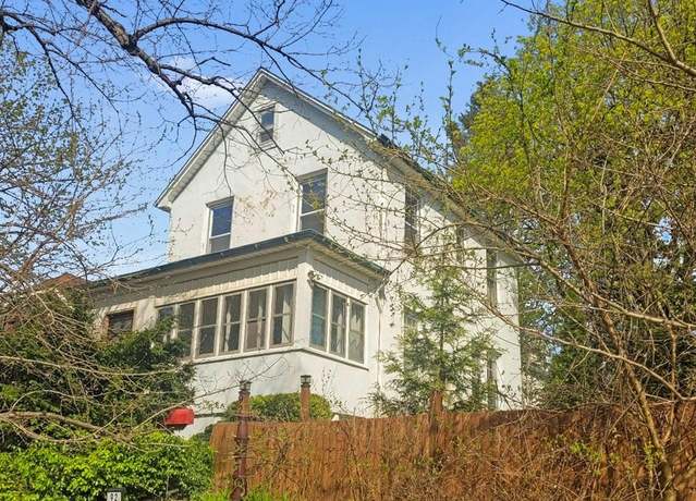 Property at 92 Ridgewood Ave Ave, Yonkers, NY 10704, 3 beds, 1 bath
