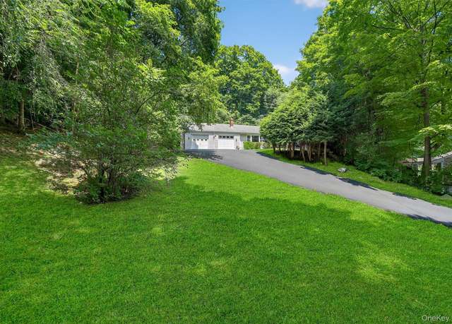 Property at 6 Oak Pl, Tuxedo Park, NY 10987, 3 beds, 1 bath