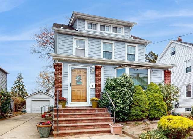 Property at 24 Everett St, Lynbrook, NY 11563, 4 beds, 3 baths