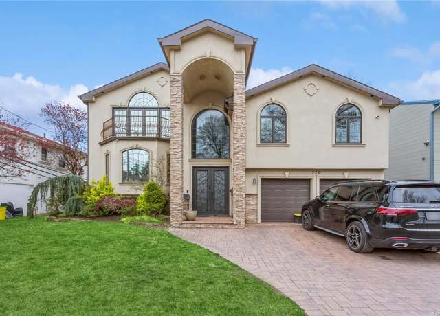 Property at Undisclosed address, North Woodmere, NY 11581, 6 beds, 5.5 baths