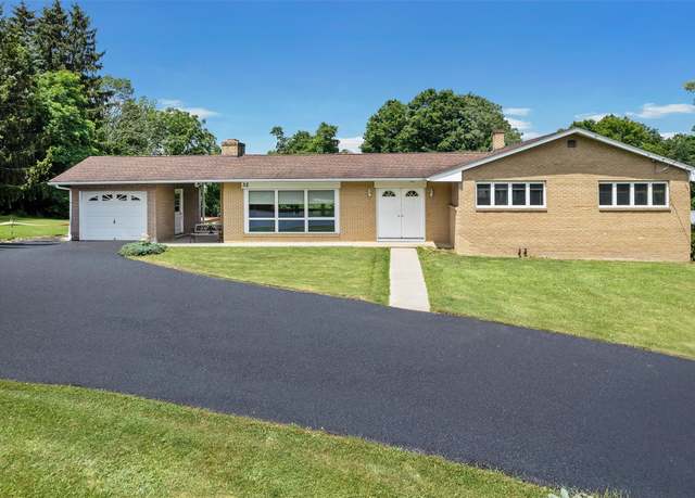 Property at 32 Gold Rd, Stormville, NY 12582, 3 beds, 2 baths