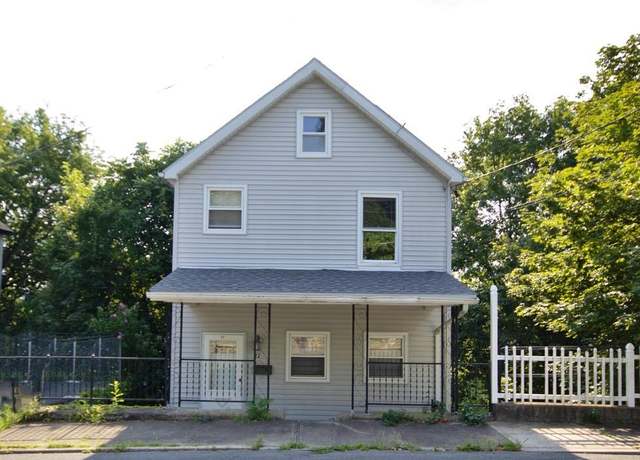 Property at 22 South St, Highland Falls, NY 10928, 3 beds, 1.5 baths