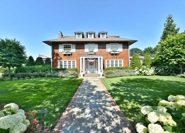 Property at 52 Nassau Blvd, Garden City, NY 11530, 5 beds, 3.5 baths