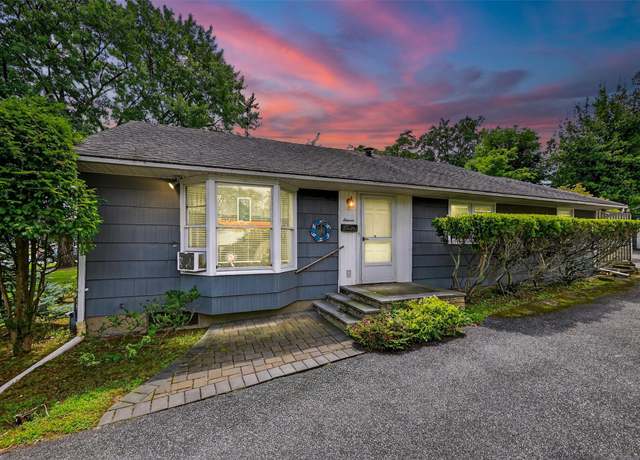 Property at 11 East Rd, Blauvelt, NY 10913, 2 beds, 1 bath