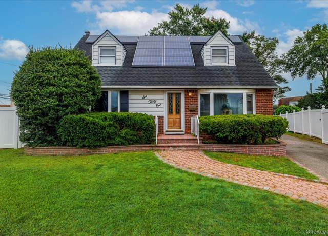 Property at 631 Lenore Ln, Elmont, NY 11003, 4 beds, 2 baths