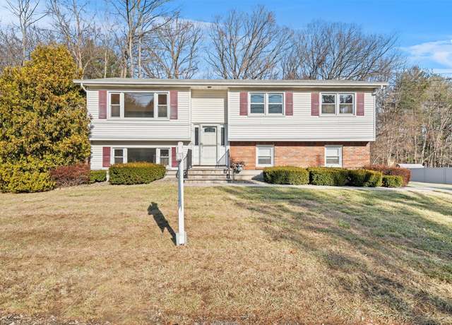 Property at 12 Sterling Mine, Sloatsburg, NY 10974, 4 beds, 1.5 baths