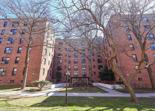 Property at 83-20 98th St Unit 5J, Woodhaven, NY 11421, 1 bed, 1 bath