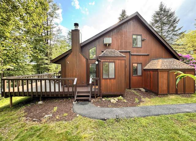 Property at 24 Lakeview Ter, Monticello, NY 12701, 3 beds, 3 baths