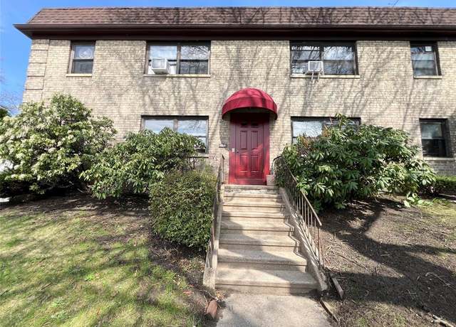 Property at 6951 136th St Unit 2A, Flushing, NY 11367, 2 beds, 1 bath