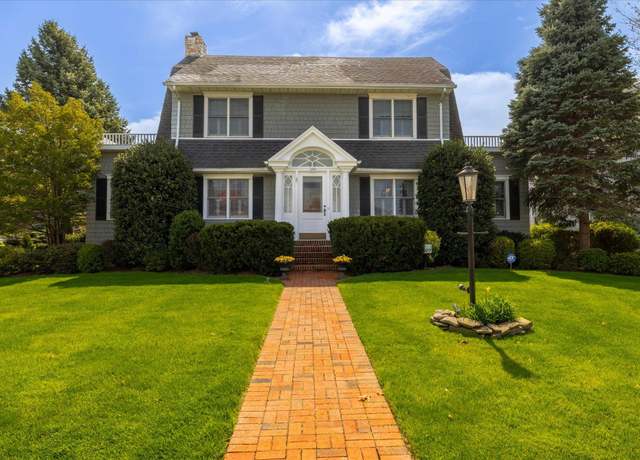 Property at 169 Hempstead Ave, Rockville Centre, NY 11570, 4 beds, 3.5 baths