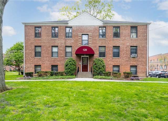 Property at 124 Richbell Rd Unit A4, Mamaroneck, NY 10543, 2 beds, 1 bath